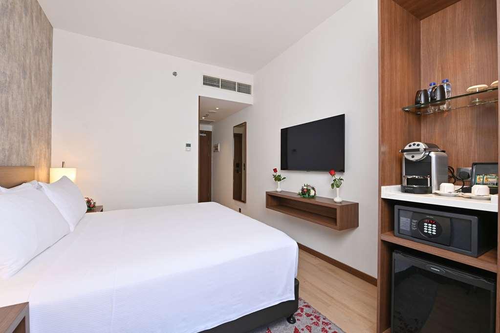 Comfort Hotel Jeddah King Road Zimmer foto